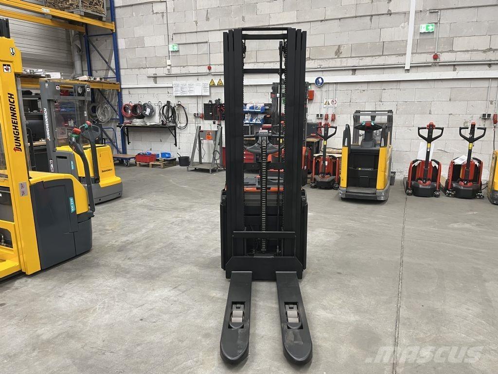 BT SWE 120 L Transpallet uomo a terra