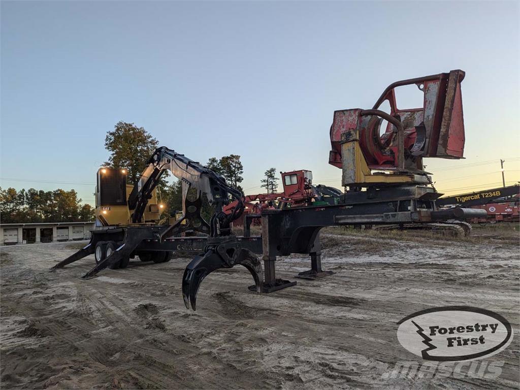 CAT 559C Caricatronchi con base su rimorchio