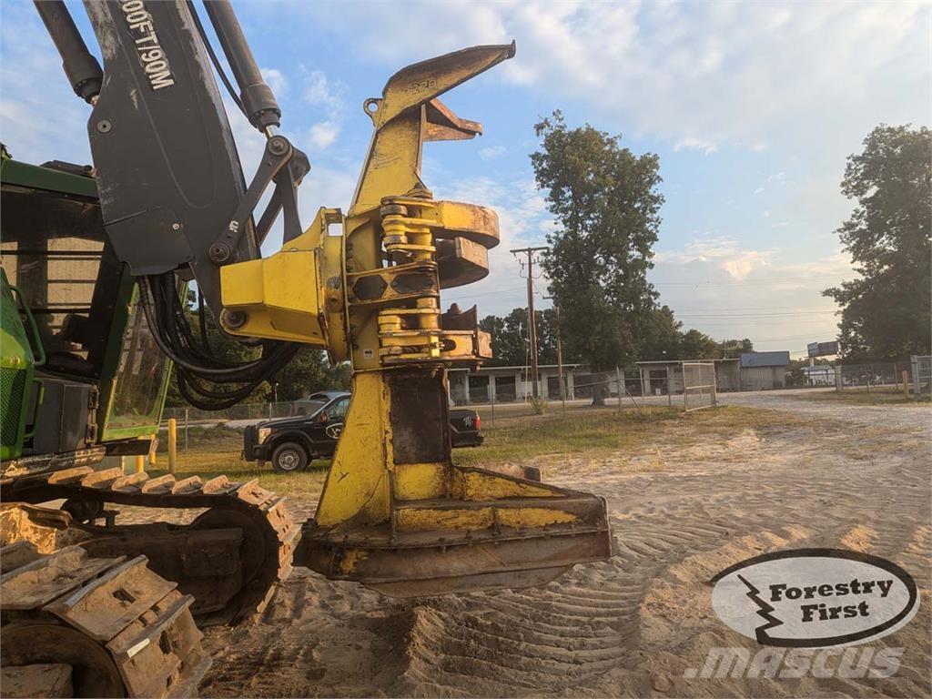 John Deere 853M Abbattitrici cingolate e macchine forestali