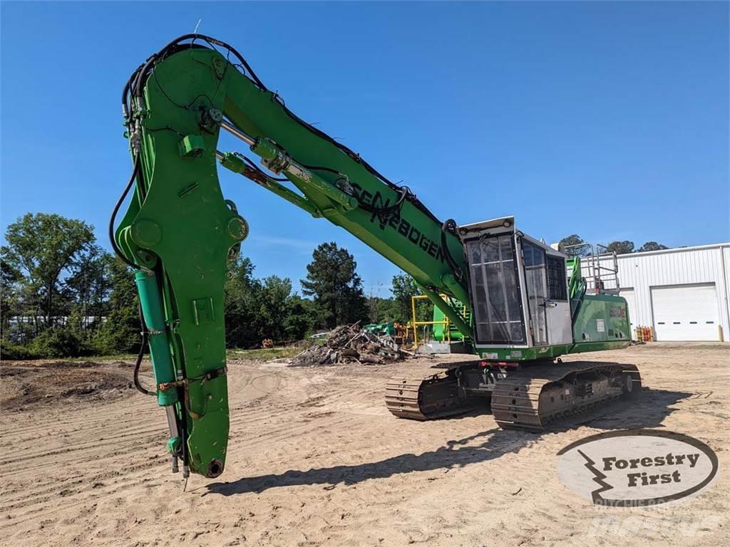 Sennebogen 830E Caricatronchi con base su rimorchio