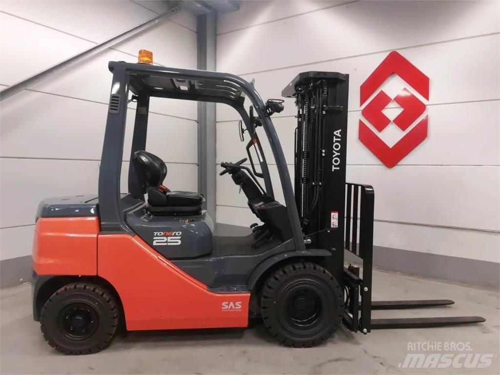 Toyota 52-8FDF25 Carrelli elevatori diesel