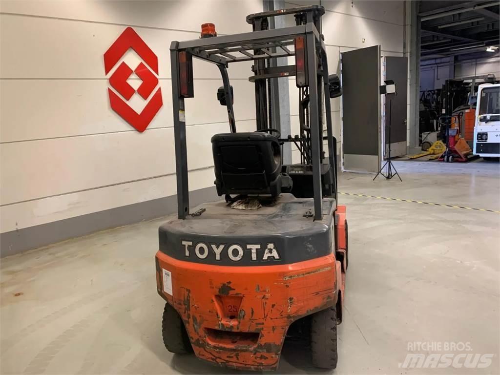 Toyota 8FBN25 Carrelli elevatori elettrici
