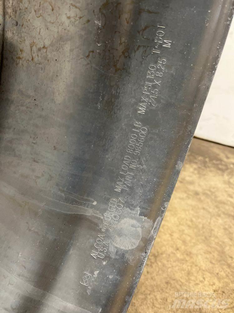 Alcoa  Pneumatici, ruote e cerchioni