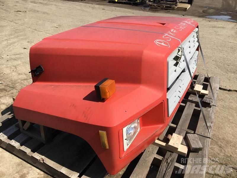 Ford F700 Cabine e interni