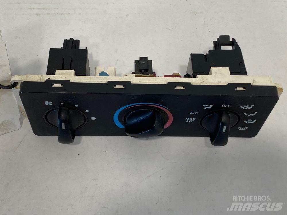 Ford F750 Componenti elettroniche