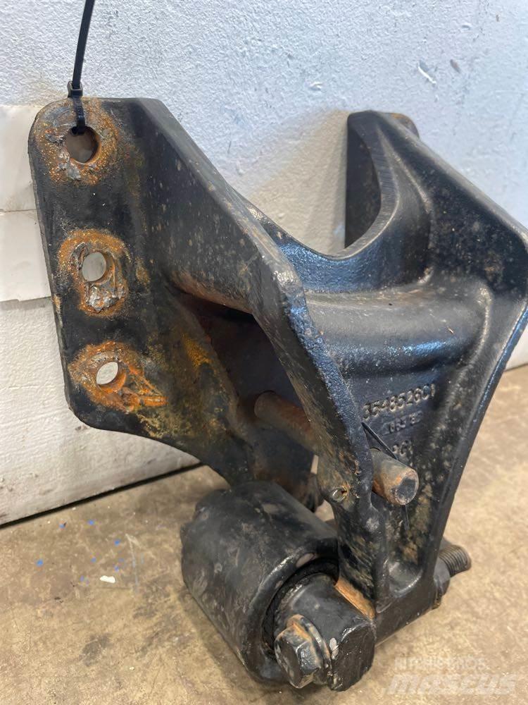 Ford F750 Telaio e sospensioni