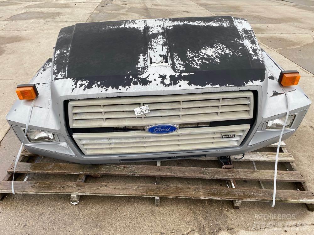 Ford F800 Cabine e interni