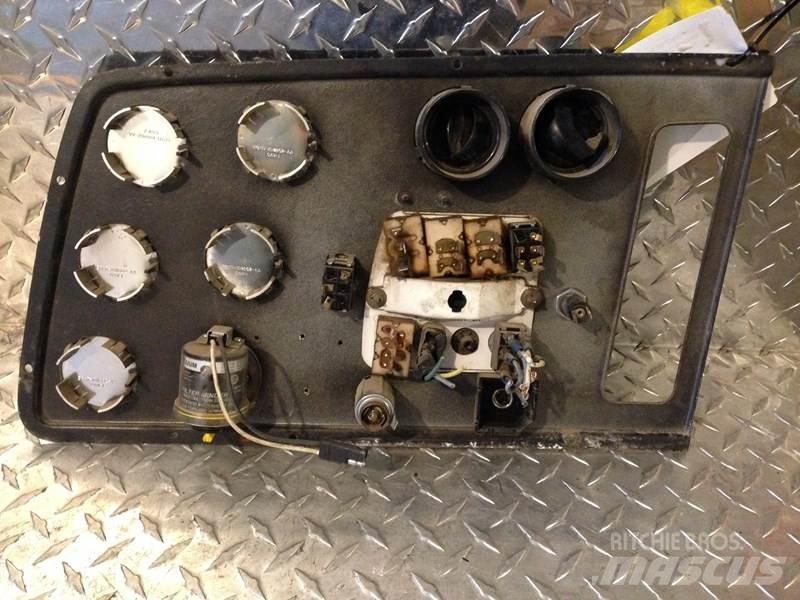 Ford L9000 Componenti elettroniche