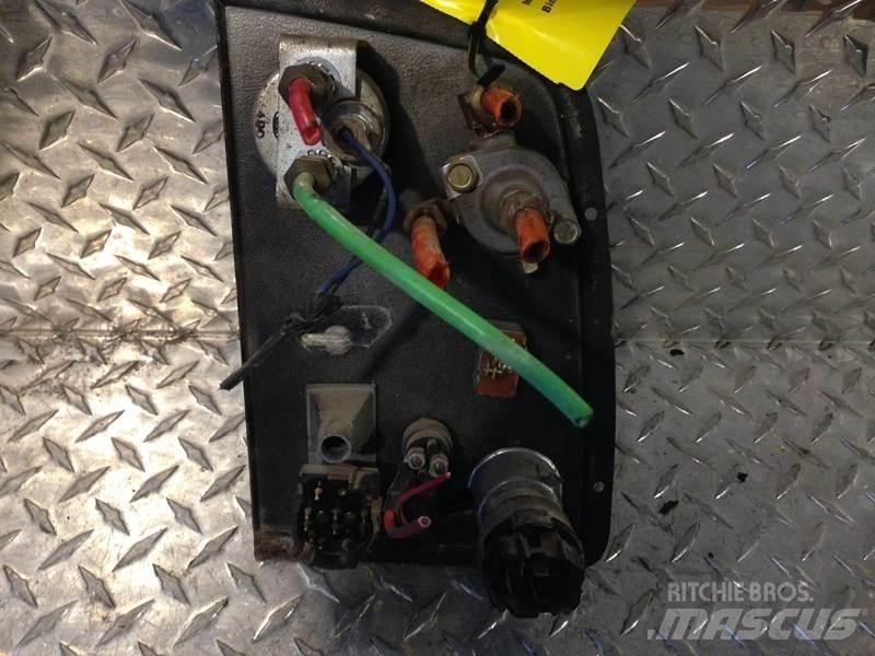 Ford L9000 Componenti elettroniche