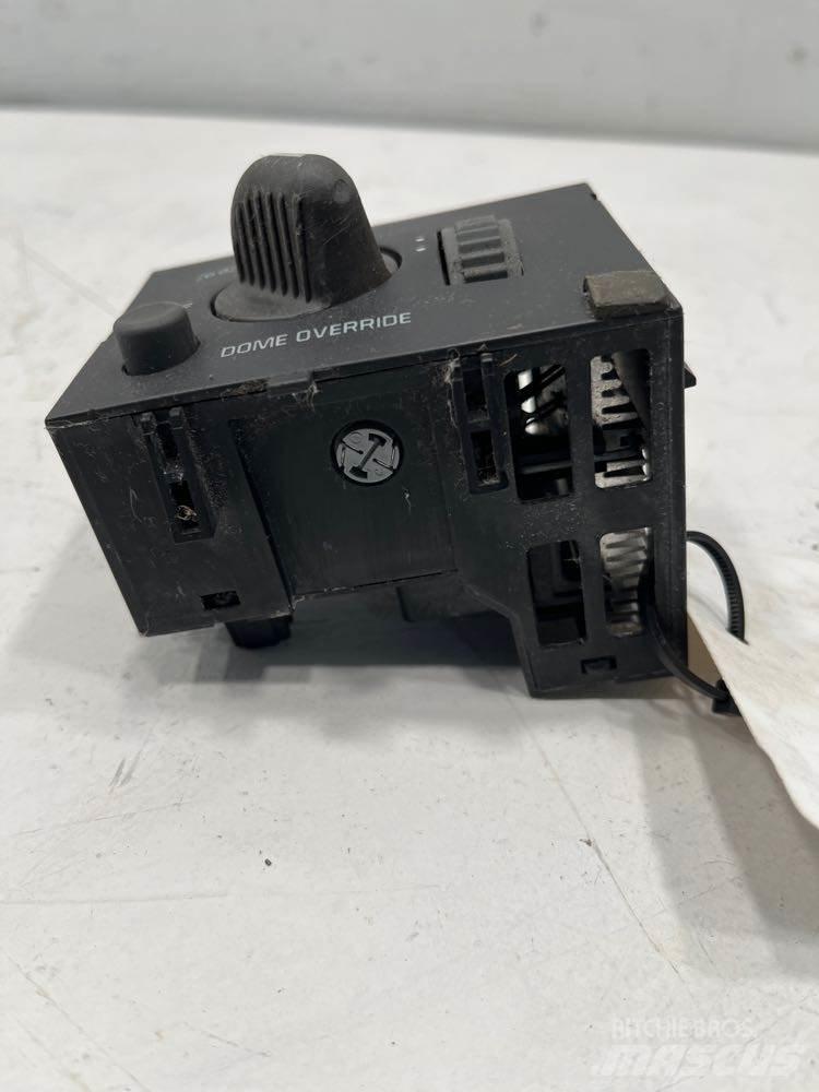 GMC C6500 Componenti elettroniche
