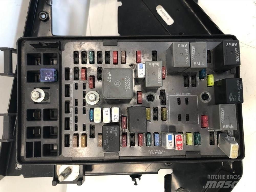 Mack CXU Componenti elettroniche