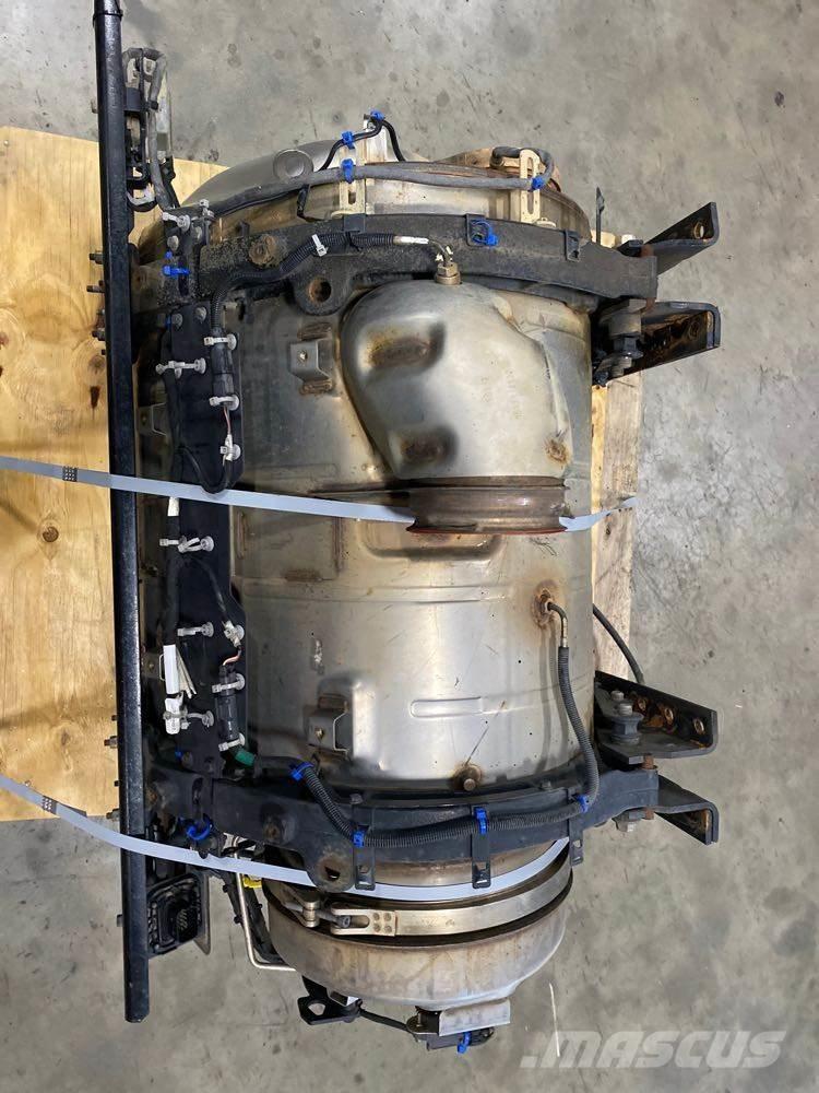 Mack MP8 Trasporto - Altro