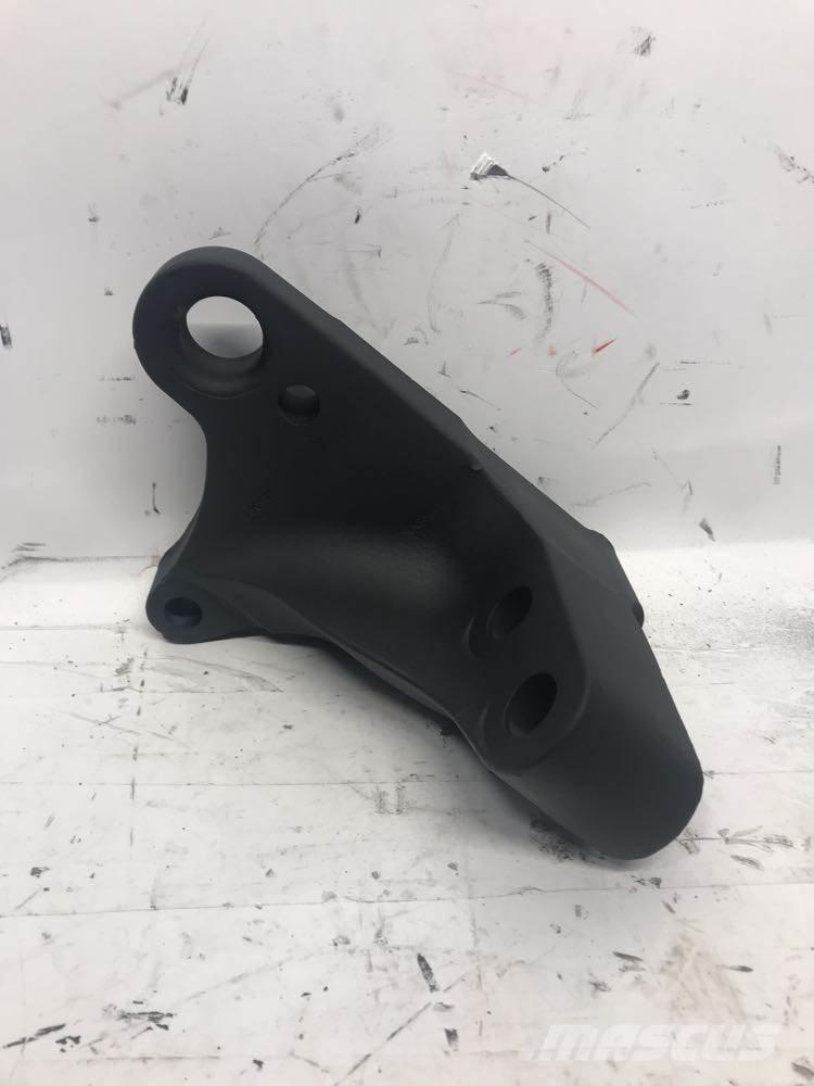 Mack MP8 Trasporto - Altro