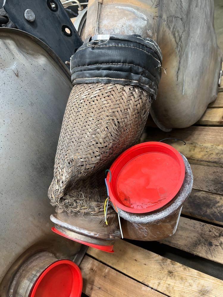 Mack MP8 Trasporto - Altro