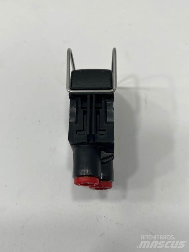 Paccar  Componenti elettroniche