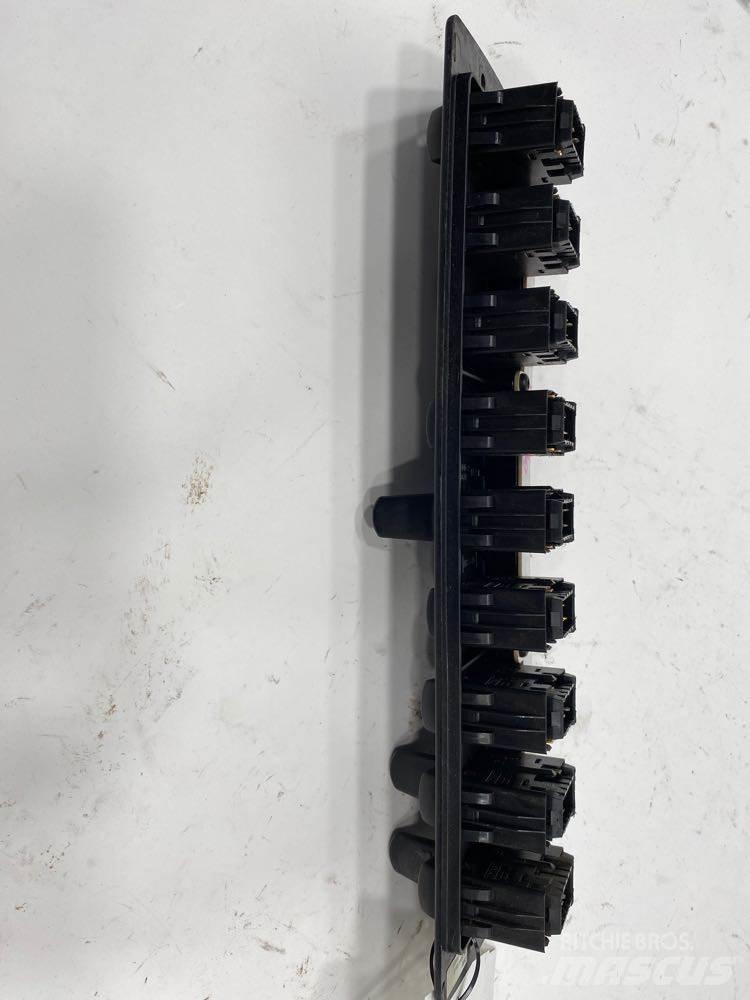 Paccar  Componenti elettroniche
