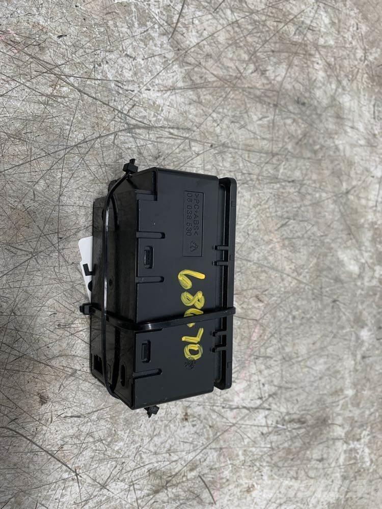 Volvo VNL Componenti elettroniche