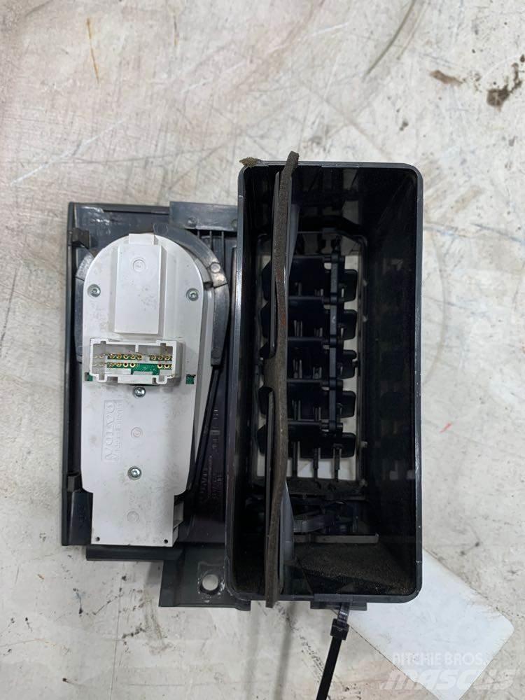 Volvo VNL Componenti elettroniche