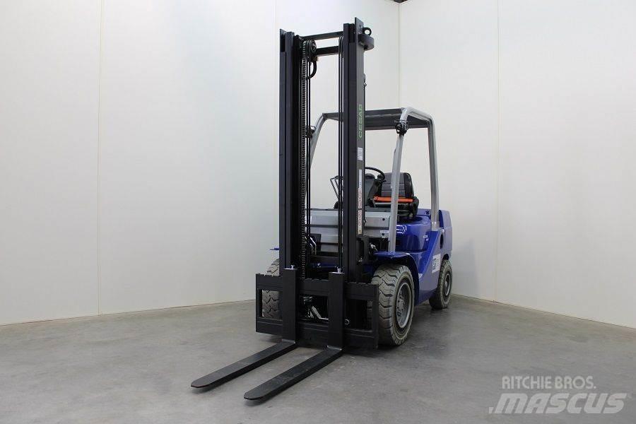 Cesab M 330 DV Carrelli elevatori diesel