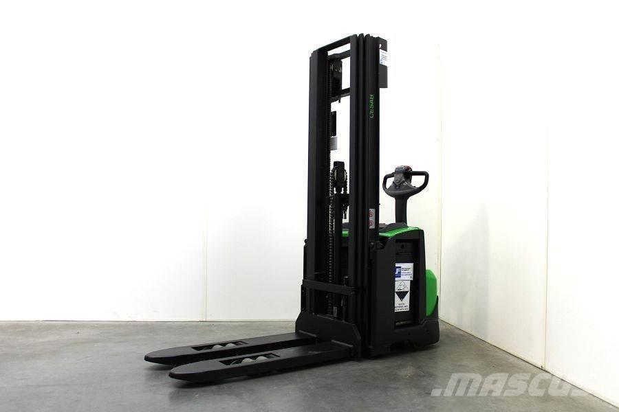 Cesab S 214 / 445 Transpallet uomo a terra
