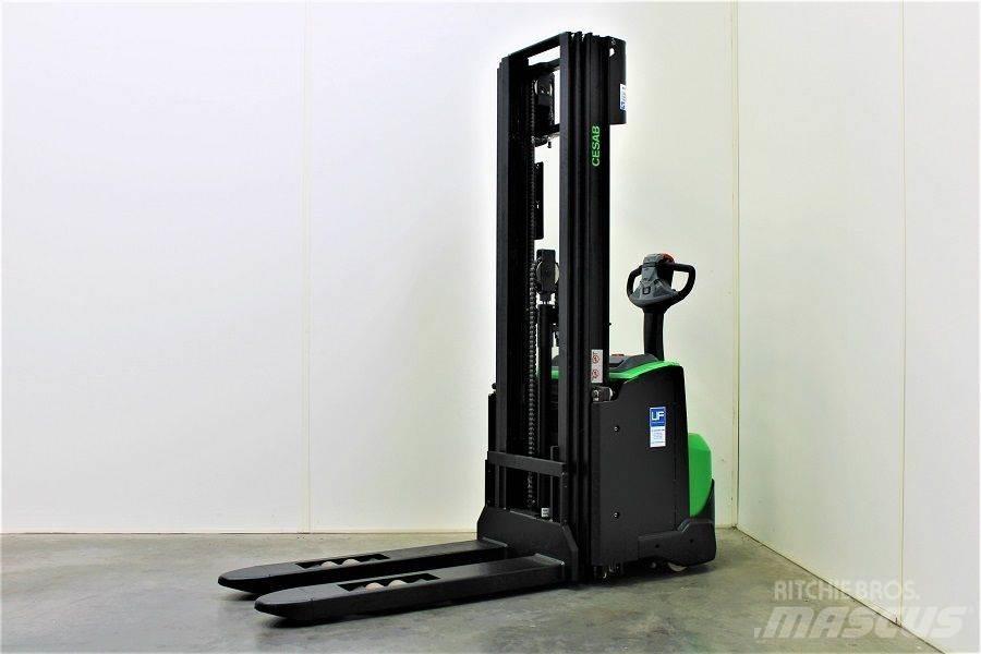 Cesab S 214 L / 445 Transpallet uomo a terra