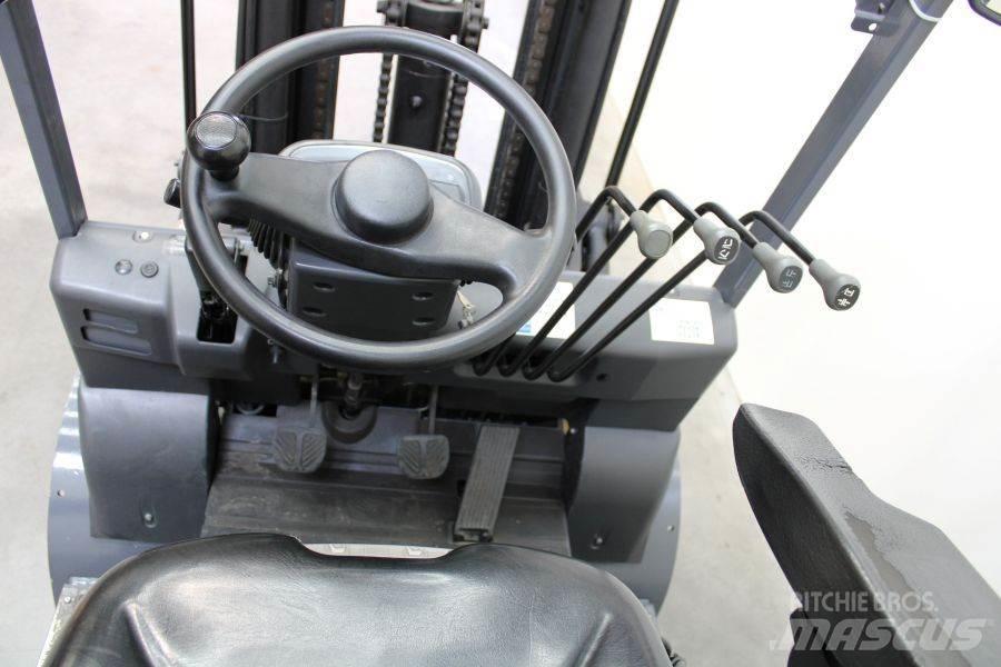 TCM FB 30-7 Carrelli elevatori elettrici