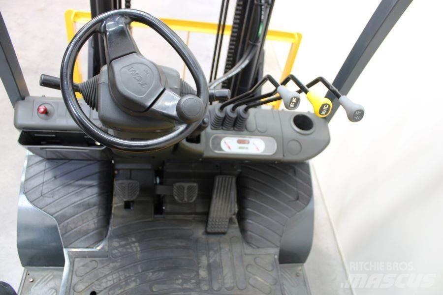 TCM FD 25 T 3 Carrelli elevatori diesel