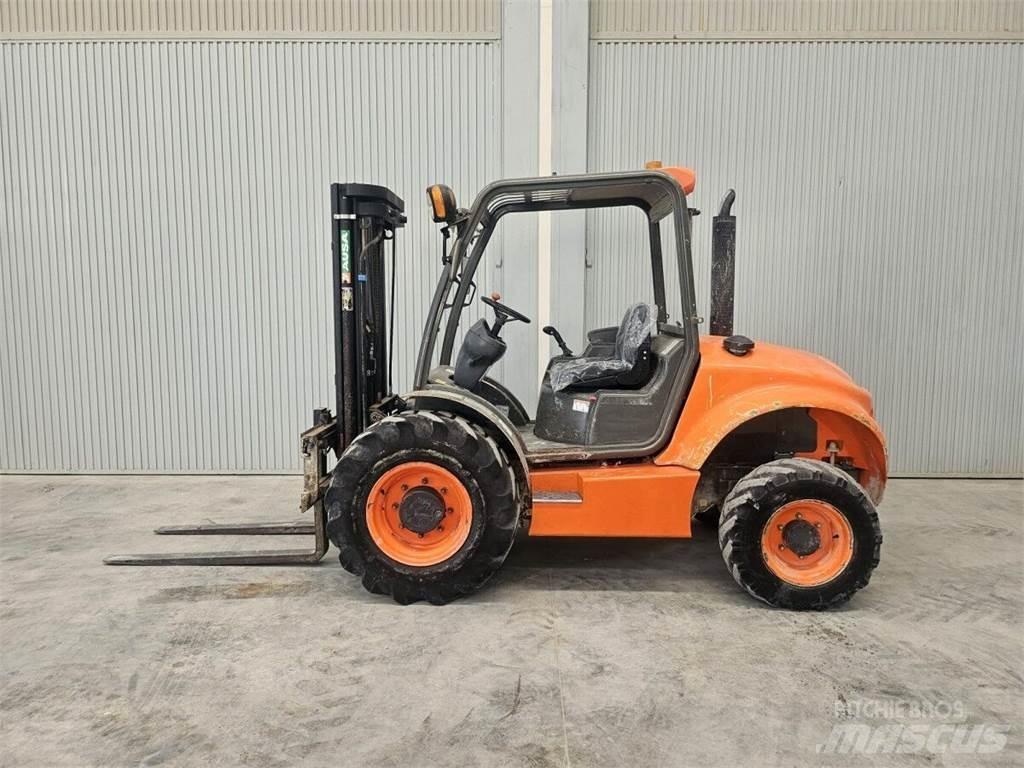 Ausa C250H Elevatore per esterni