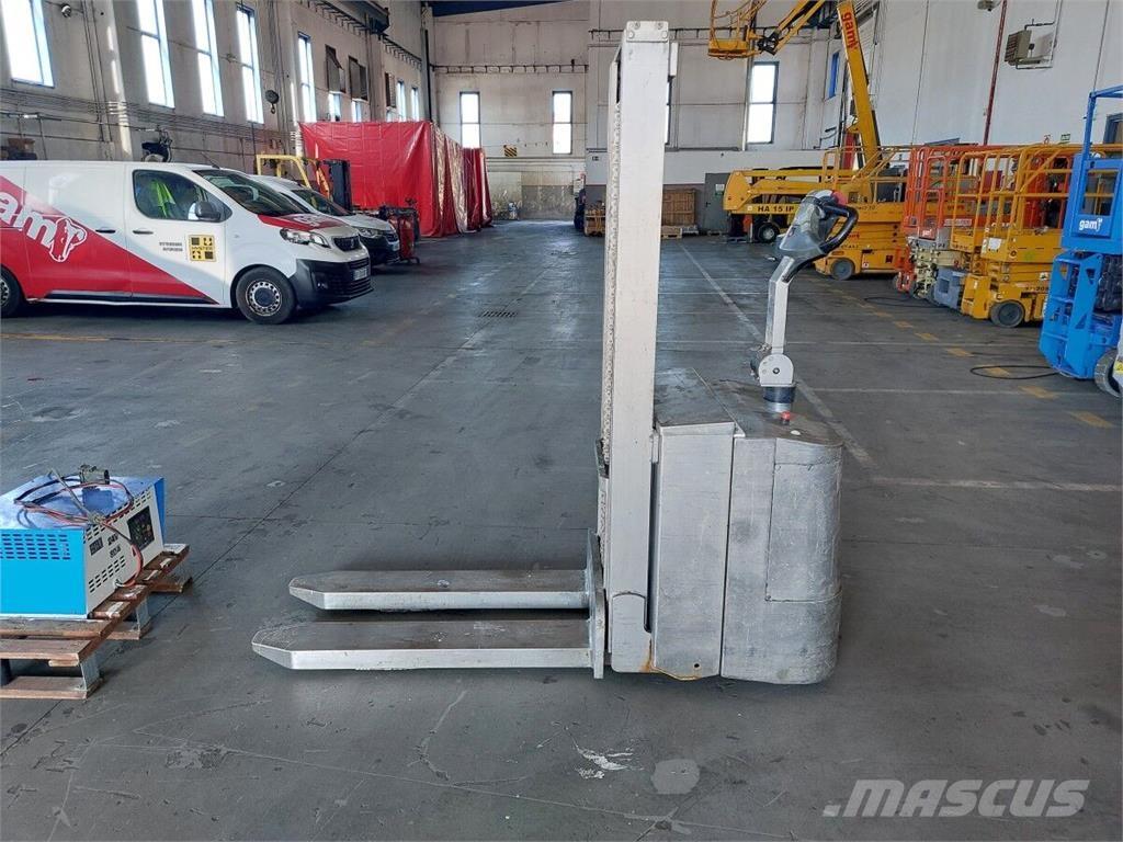 BT SWE120I Stoccatori manuali
