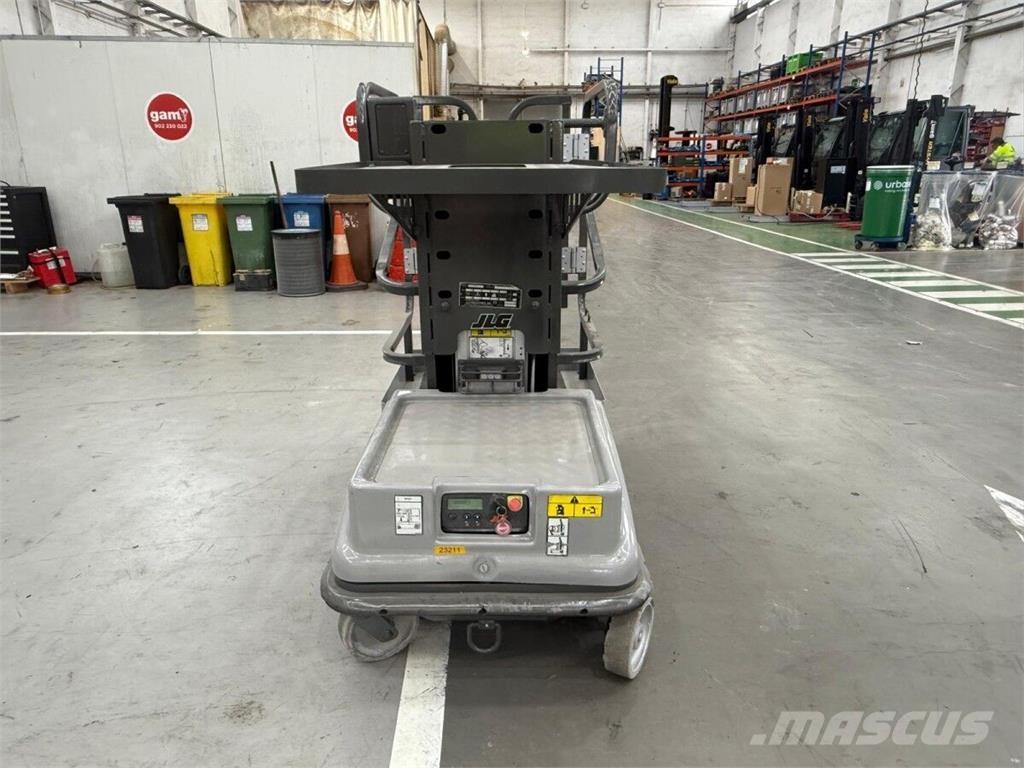 JLG 10MSP Piattaforme di lavoro autosollevanti su montante
