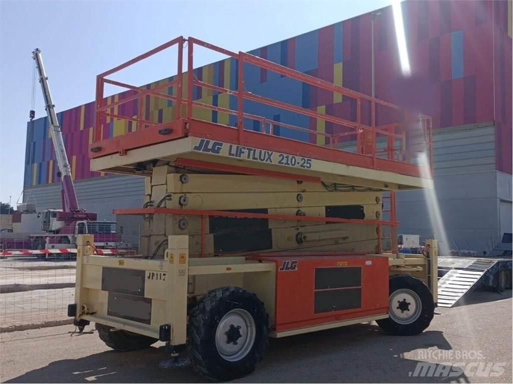 JLG 210-25 Piattaforme a pantografo