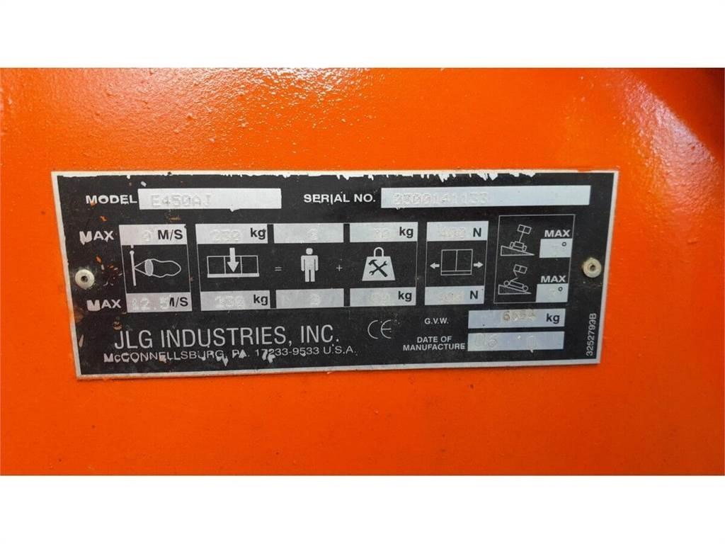 JLG E450AJ Piattaforme a braccio articolato