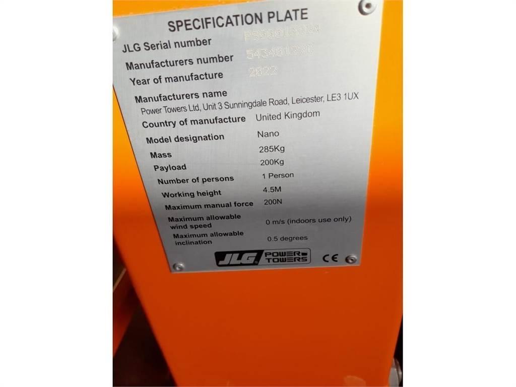 JLG NANO Sollevatori verticali