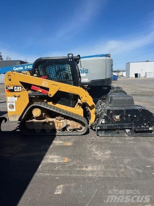 CAT 239D Motrici e Trattori Stradali