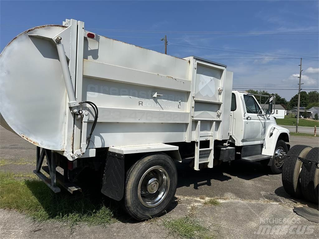 Ford F550 Camion dei rifiuti