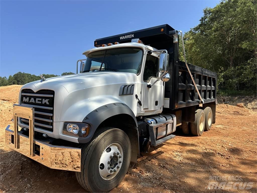 Mack GR64F Camion altro