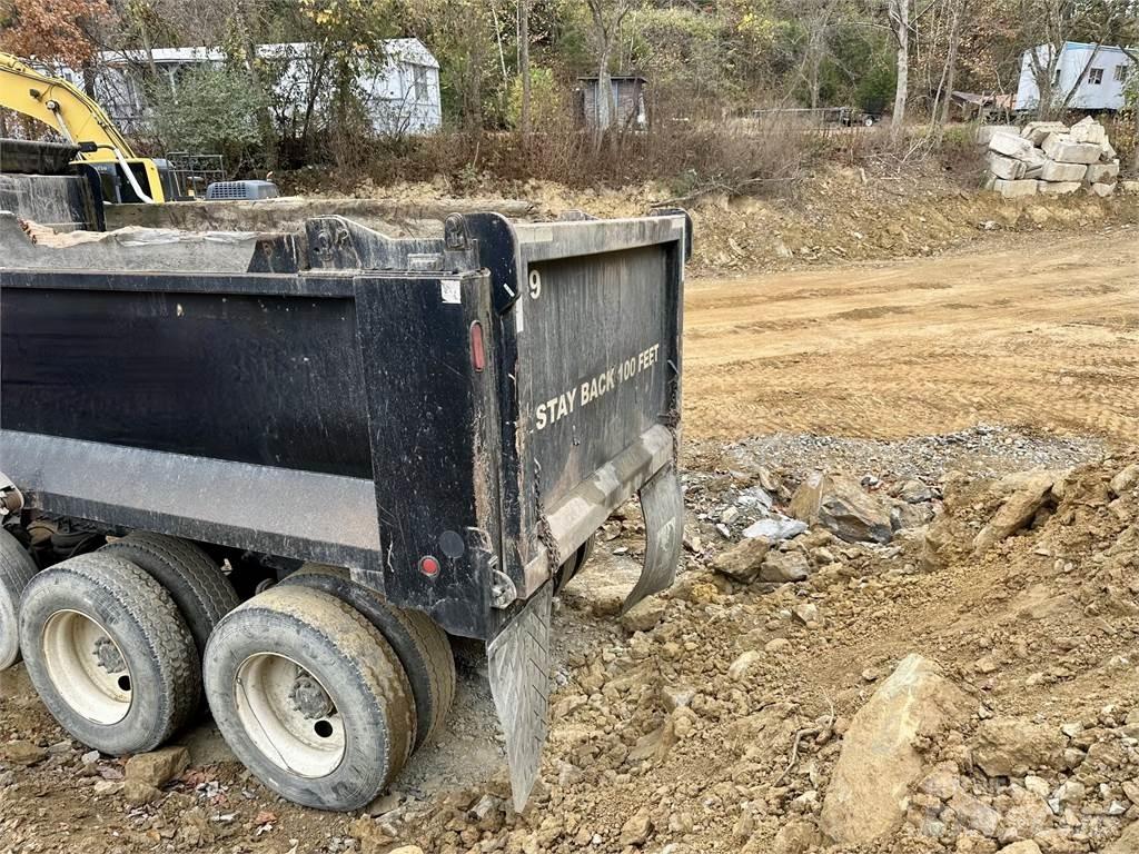 Mack GU713 Camion ribaltabili