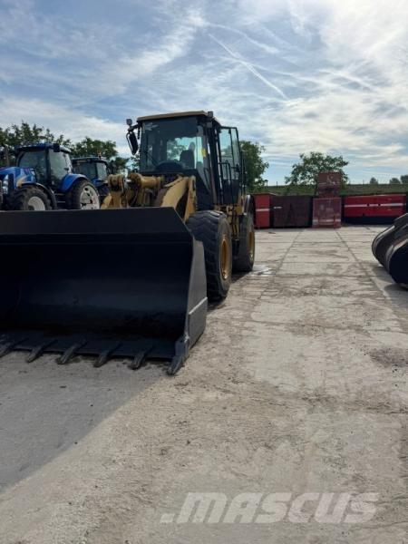 CAT 950H Pale gommate