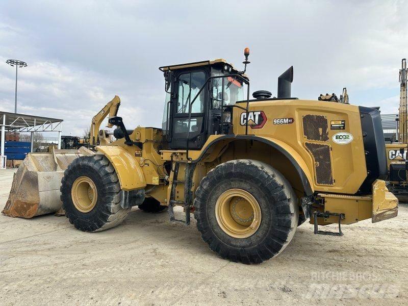 CAT 966M XE Pale gommate
