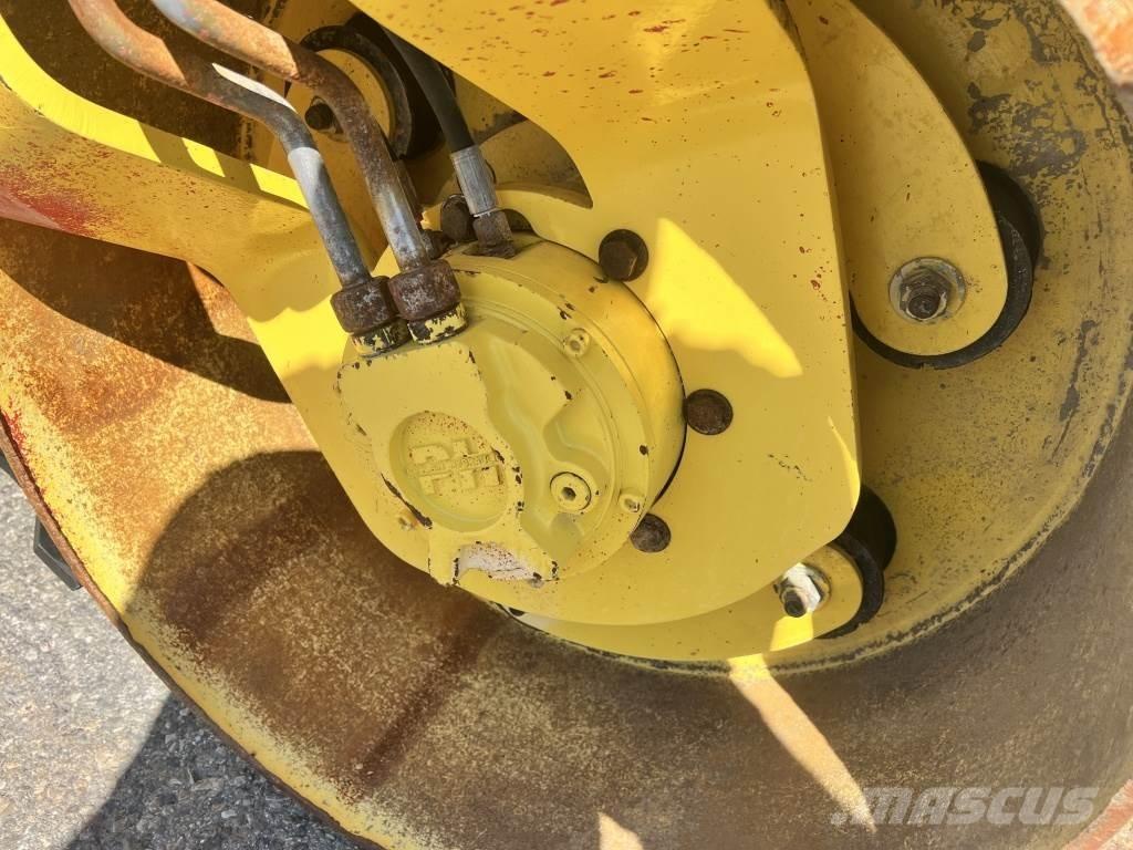 Bomag BW 120 AD-4 Rulli a doppio tamburo