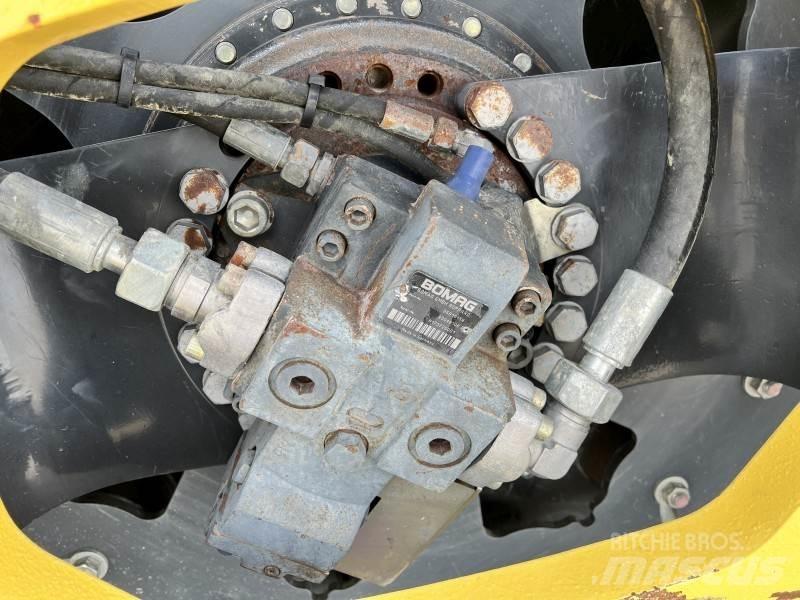 Bomag BW 213 PDH-5 Rulli monotamburo