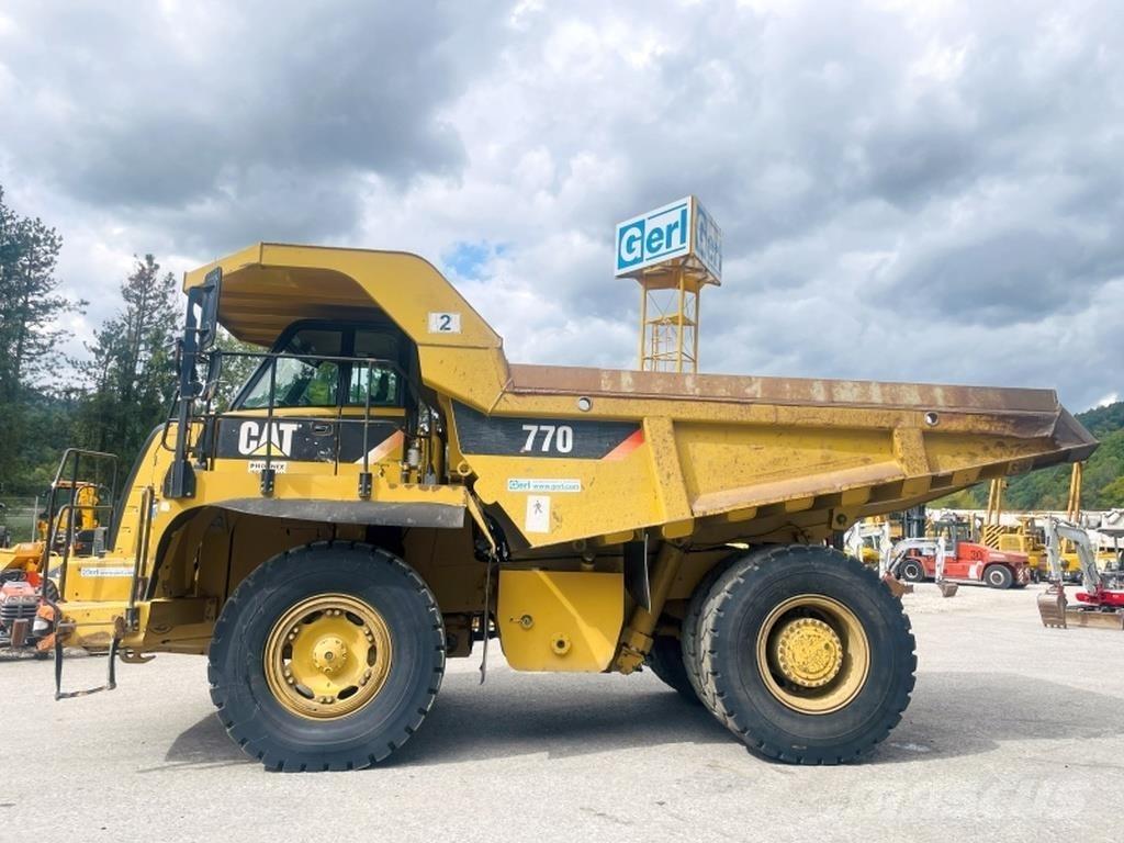 CAT 770 Dumpers articolati