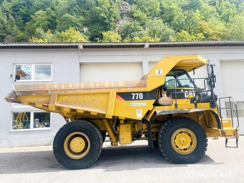 CAT 770 Dumpers articolati