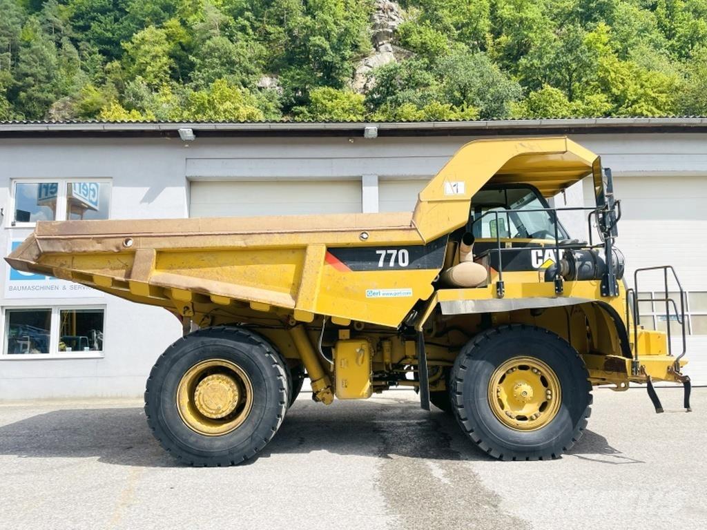 CAT 770 Dumpers articolati