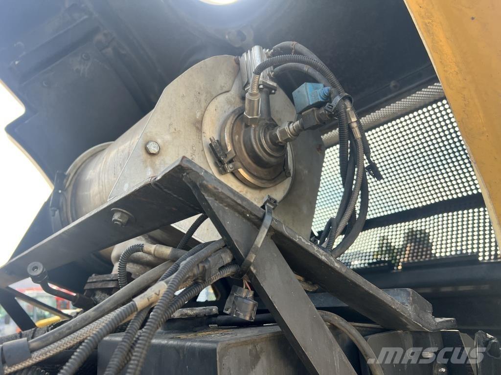CAT 950 H Pale gommate