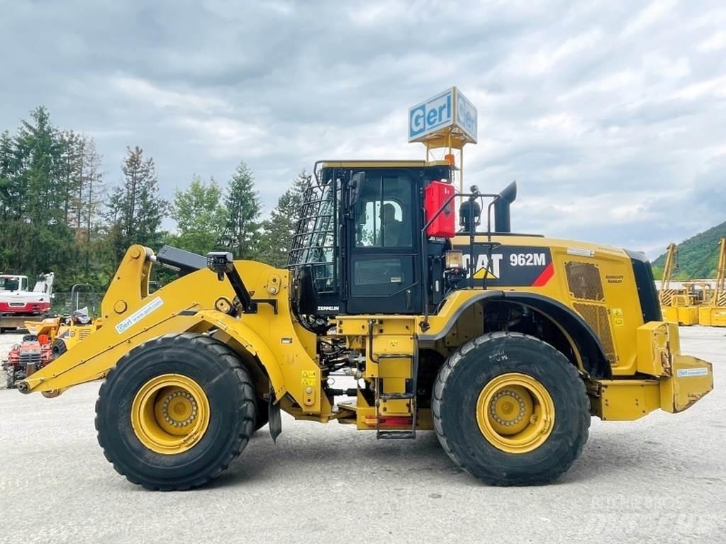 CAT 962M Pale gommate