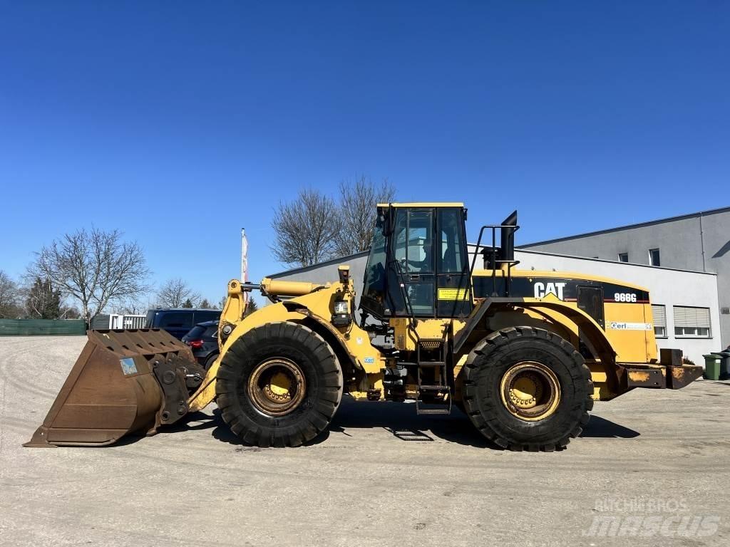 CAT 966 G Pale gommate