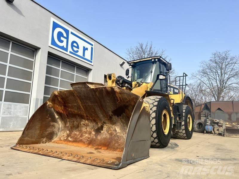 CAT 966 K Pale gommate