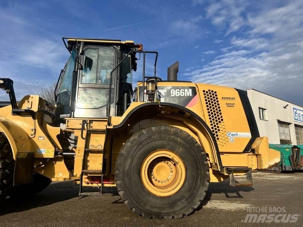 CAT 966 M XE Pale gommate