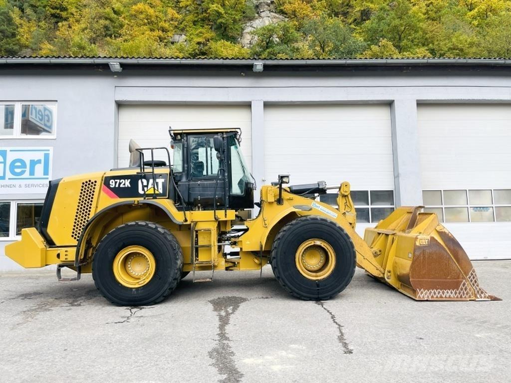 CAT 972K Pale gommate